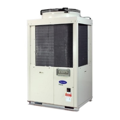 Промышленный чиллер Carrier 30RB-033CH с воздушным охлаждением